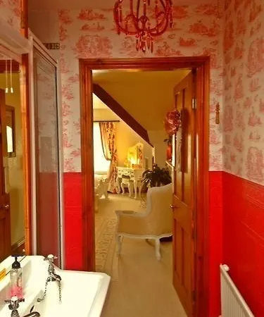 Woodside Hotel